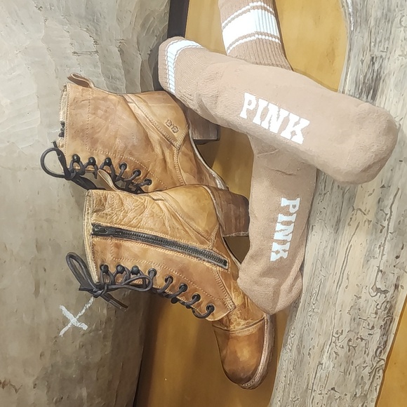 Leather Bed Stu Judgment ankle boots. Size: 7.5 - Picture 9 of 10